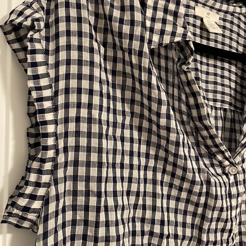 H&M blouse - Picture 4 of 4